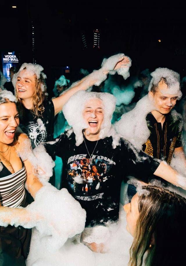 Schaumparty 18+